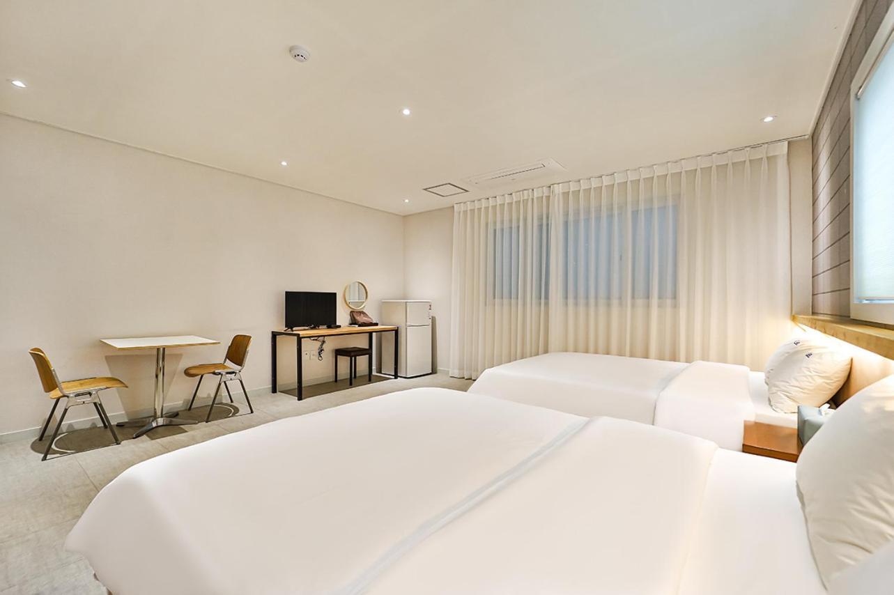 Ciel Mini Hotel Кьонджу Екстер'єр фото