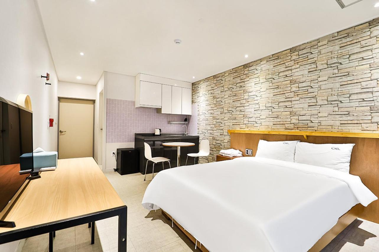 Ciel Mini Hotel Кьонджу Екстер'єр фото